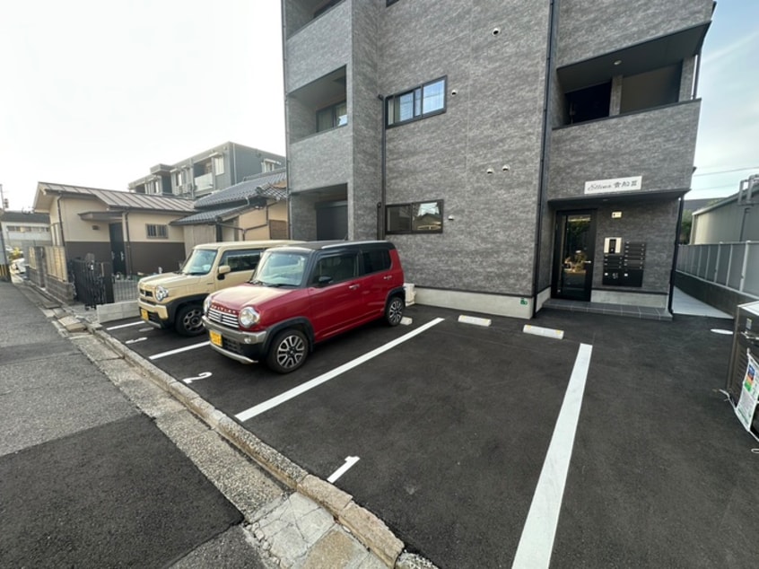 駐車場 Ｅｌｌｉｎａ貴船Ⅲ