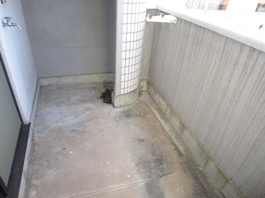 ベランダ・バルコニー ロイヤルアベニュ－