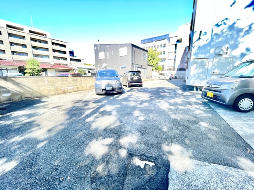 駐車場 引野マンション