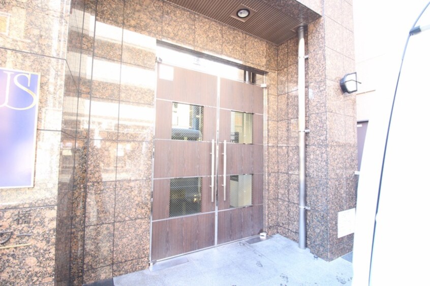 エントランス部分 ｱｸﾀｽ大橋ｽﾃ-ｼｮﾝﾀﾜ-(503）