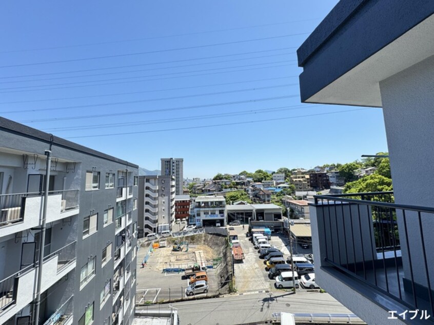 室内からの展望 シェリール井堀通り