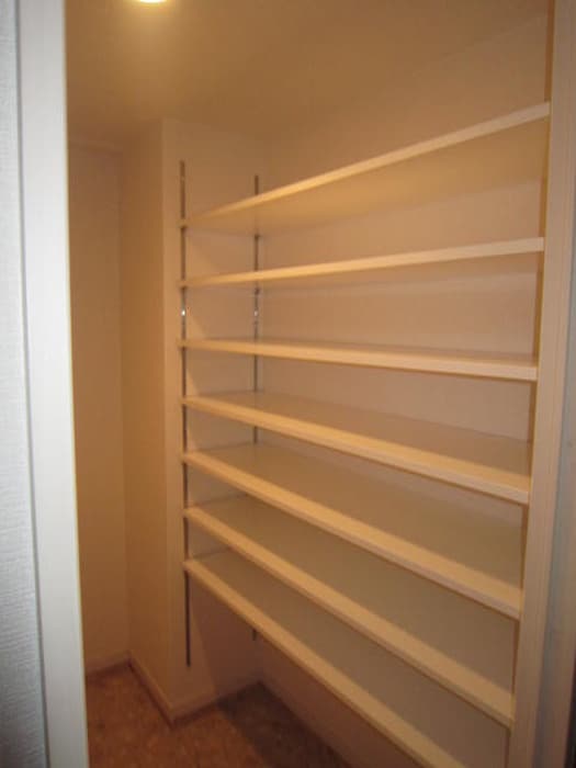 収納 ラ・シルフィード博多駅南