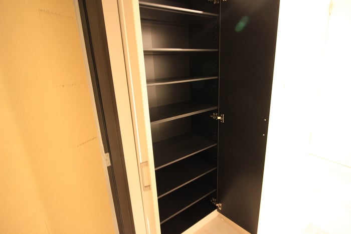 靴箱 Ｃｏｃｃｉｎｅｌｌｅ