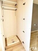 洗濯機置場 ルタン・ラシック　suwa