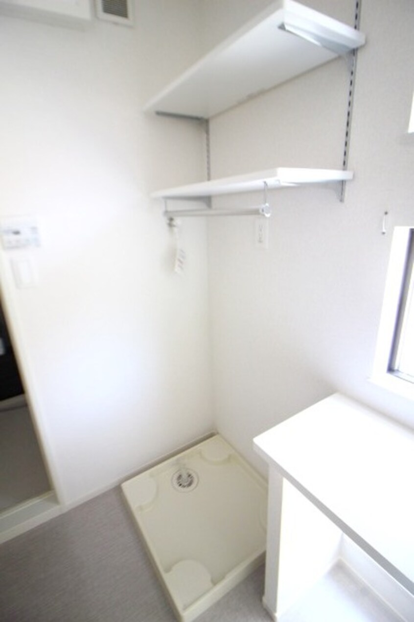 洗濯機置場 ルタン・ラシック　suwa