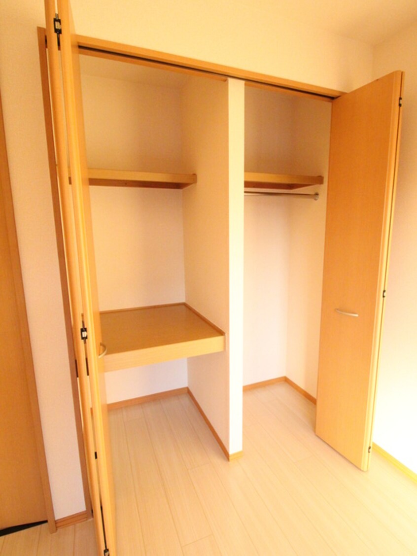 収納 マーサジュネスⅡ