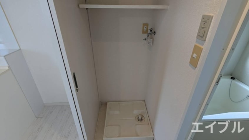 洗濯機置場 ノヴェル堀江町