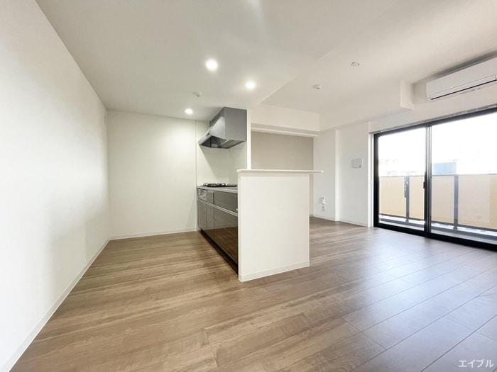 居室 ヴィッラ　アプリーレ 西新南