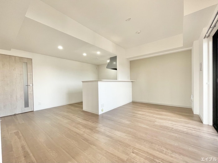 居室 ヴィッラ　アプリーレ 西新南