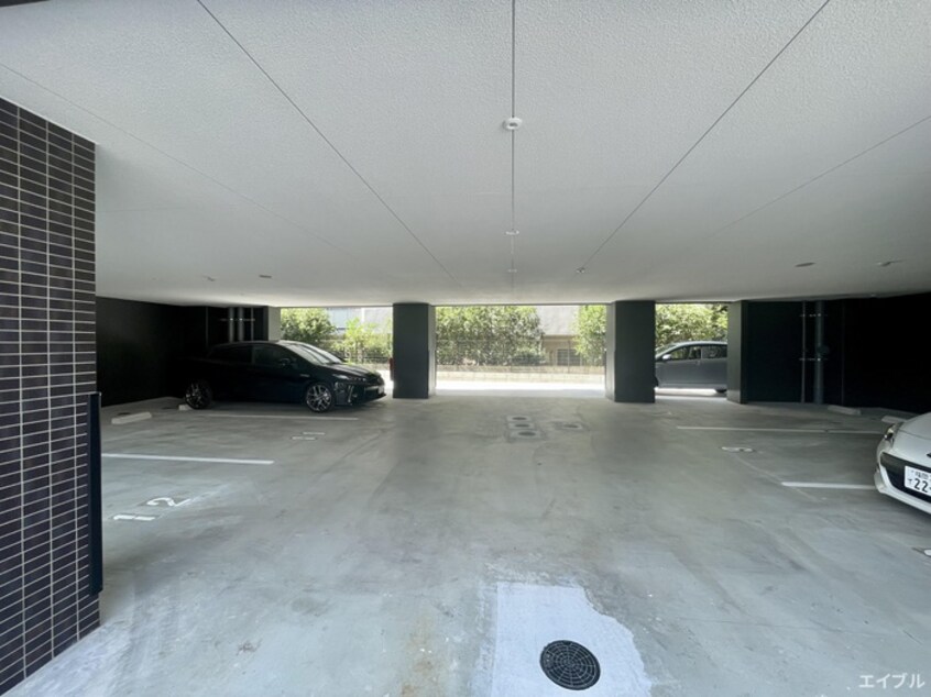 駐車場 ヴィッラ　アプリーレ 西新南