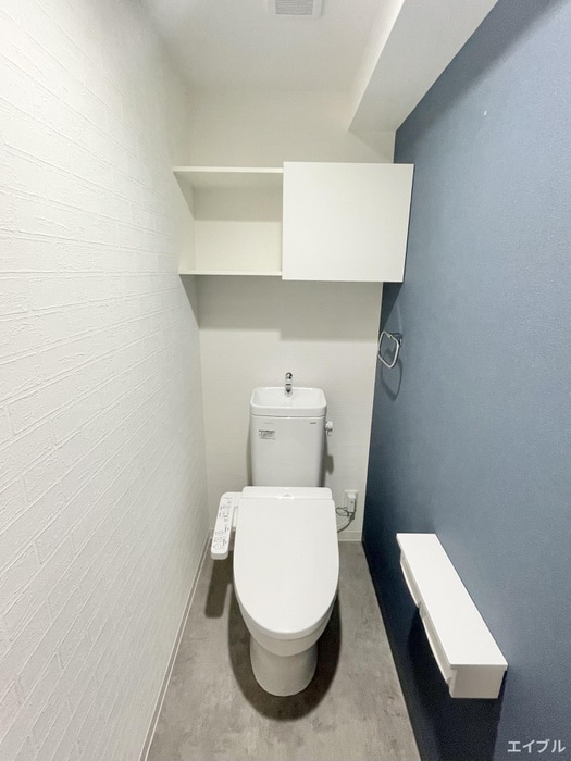 トイレ ヴィッラ　アプリーレ 西新南