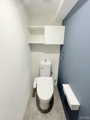 トイレ ヴィッラ　アプリーレ 西新南