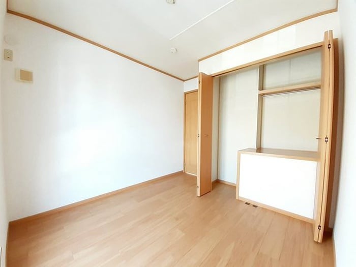 居室 ソレアード中曽根Ｂ棟