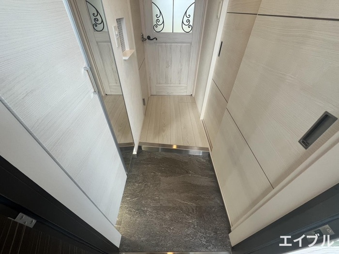 玄関 ギャラクシー空港西