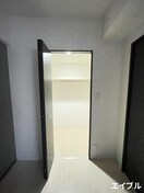 収納 グランドシャトー花畑T・S