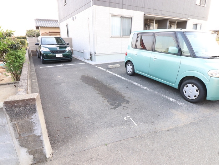 駐車場 トゥールダルジャン