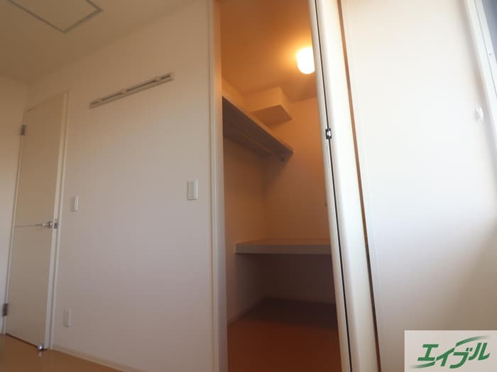 玄関 トゥールダルジャン