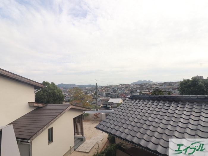 室内からの展望 トゥールダルジャン