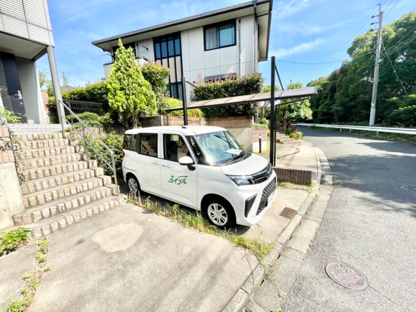 駐車場 泉ケ浦戸建て