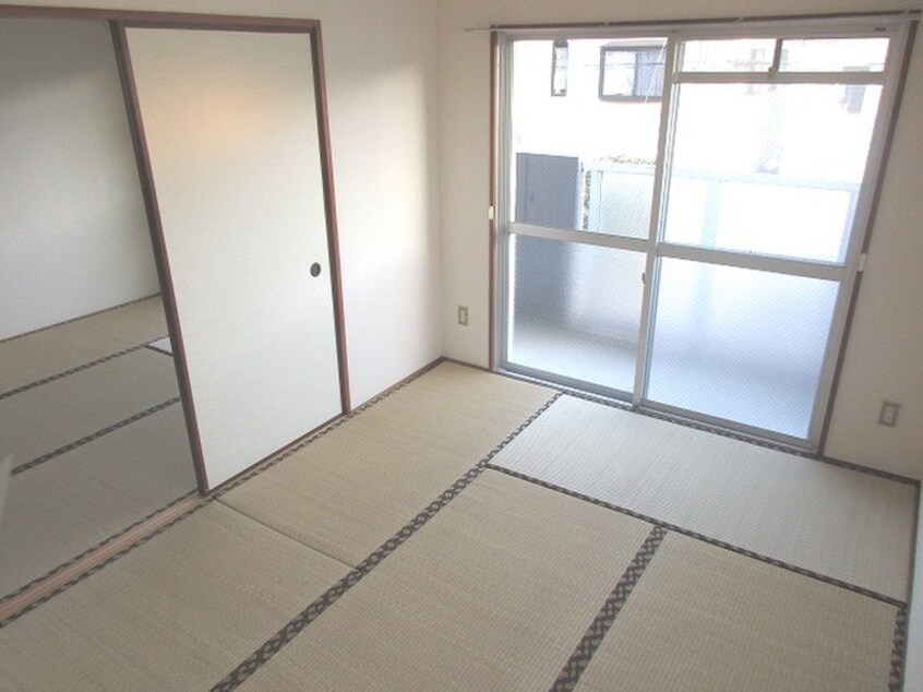 居室 シャトレ松尾