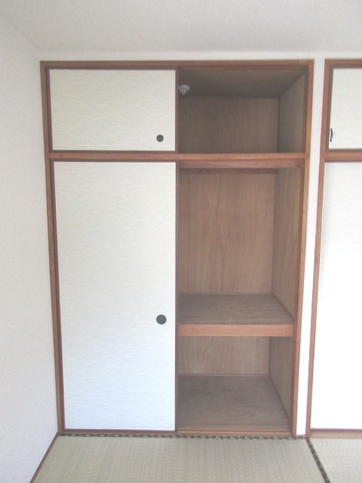 収納 シャトレ松尾