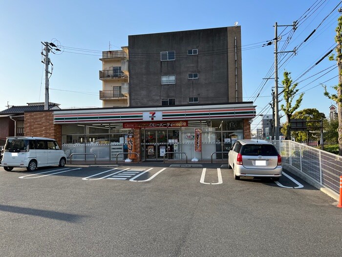 セブンイレブン八幡春の町2丁目店(コンビニ)まで396m ギャラン春の町