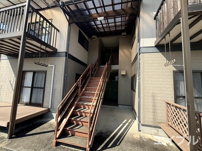 エントランス部分 ピアチェ－レ高瀬