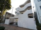 シャトレ桃園の外観