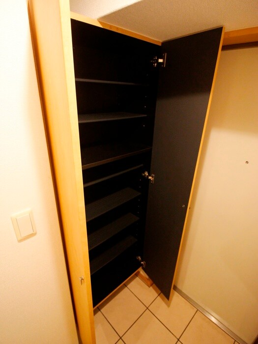 靴箱 リ－ド大手町