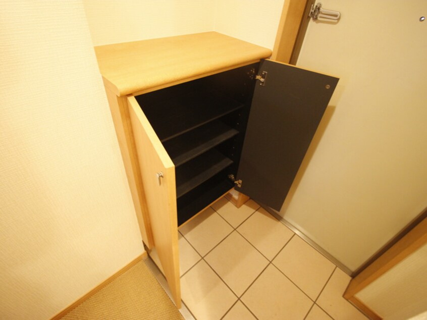 靴箱 リ－ド大手町