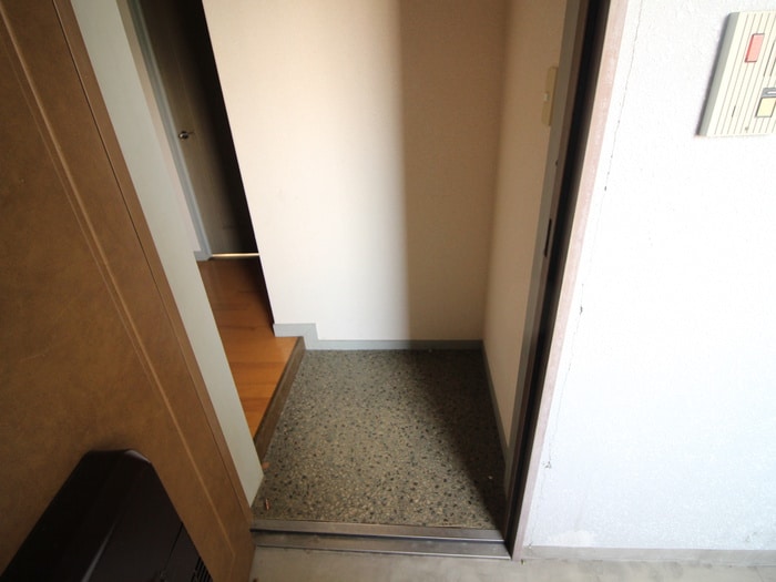 玄関 カーサ・アリエッタ大橋