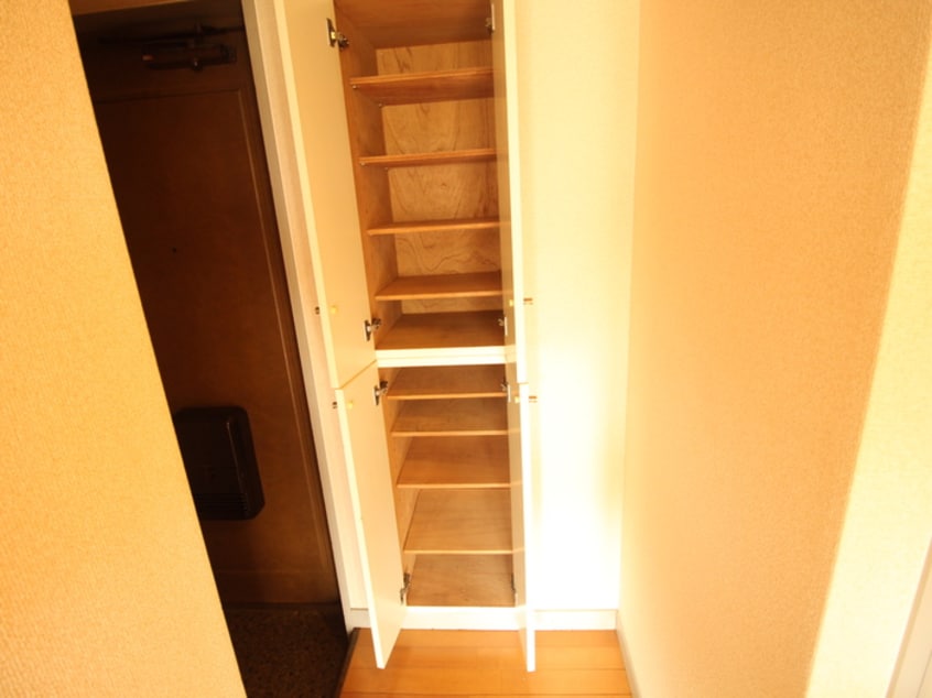 収納 カーサ・アリエッタ大橋