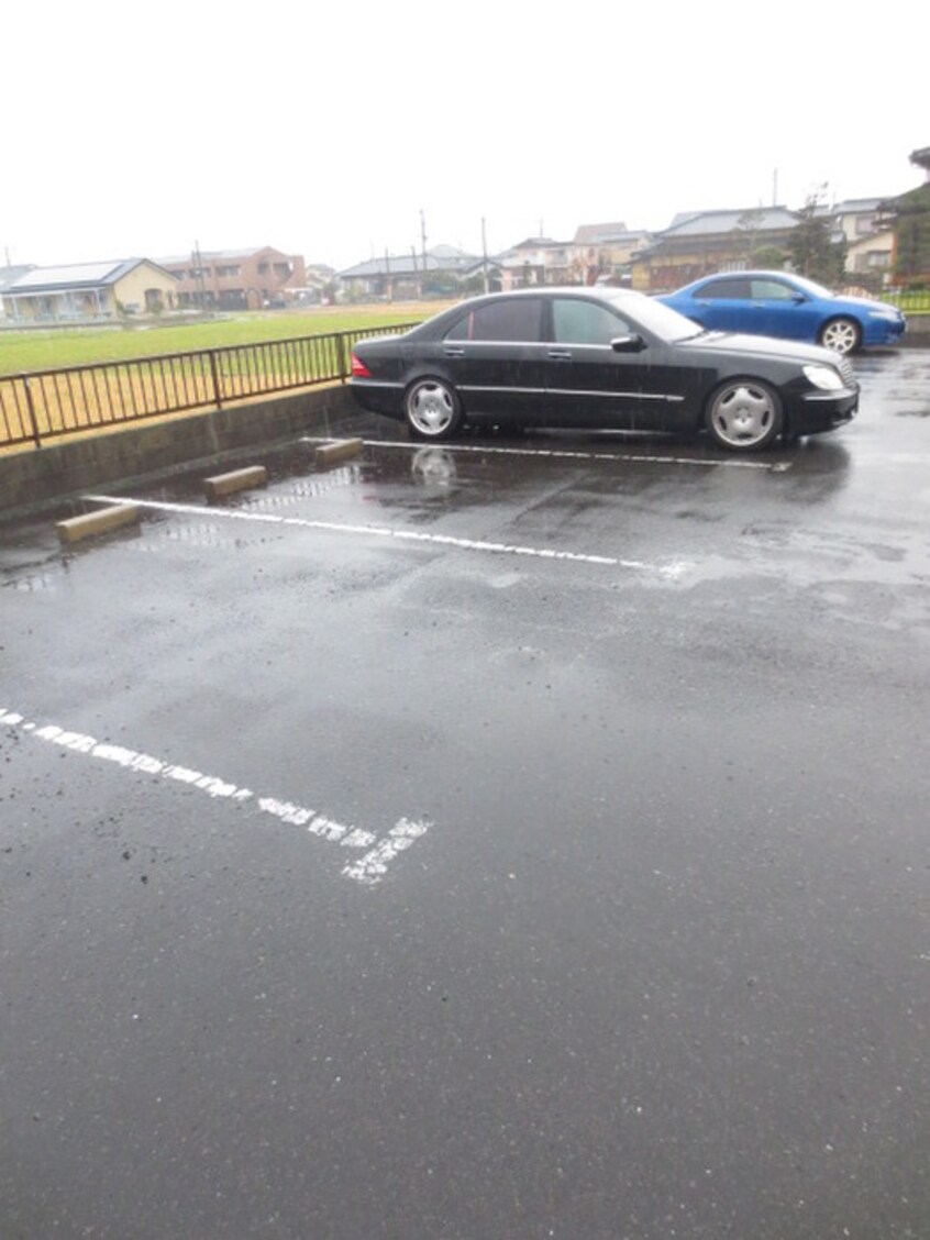 駐車場 ピ－チエクセラン