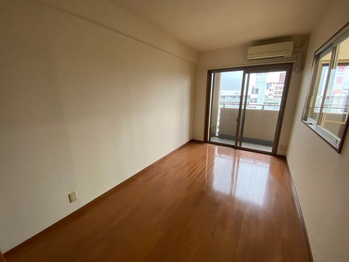 内観写真 Ｊ－スクエア