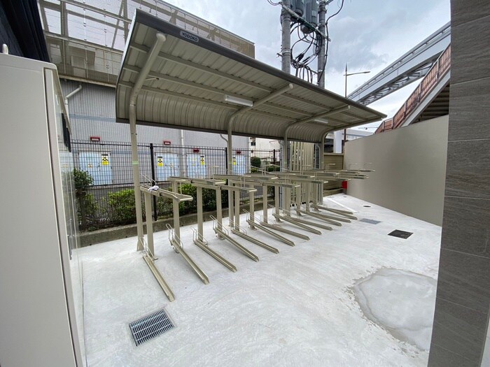 駐輪場 REGARIA MIHAGINO CENTER MARKS