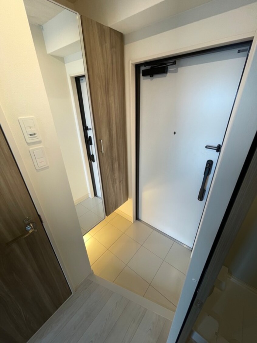 玄関 REGARIA MIHAGINO CENTER MARKS