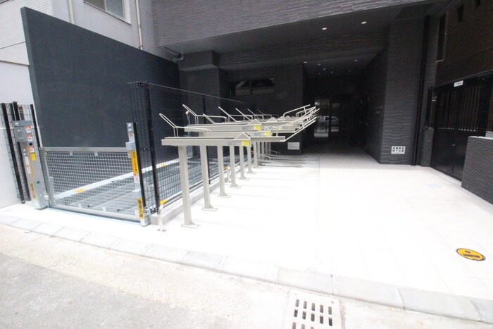 駐輪場 Modern Palazzo 博多駅 Abroad