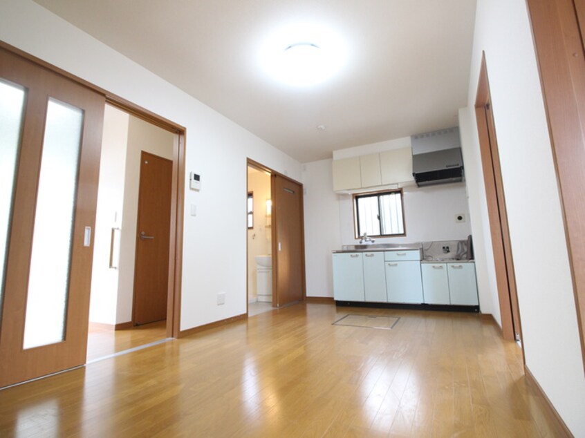 居室 コーポ中山６