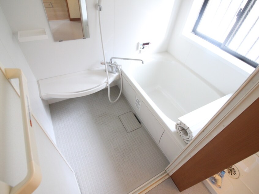 バス／シャワールーム等 コーポ中山６