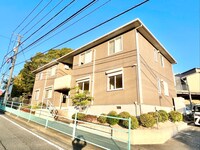 シャーメゾン的場