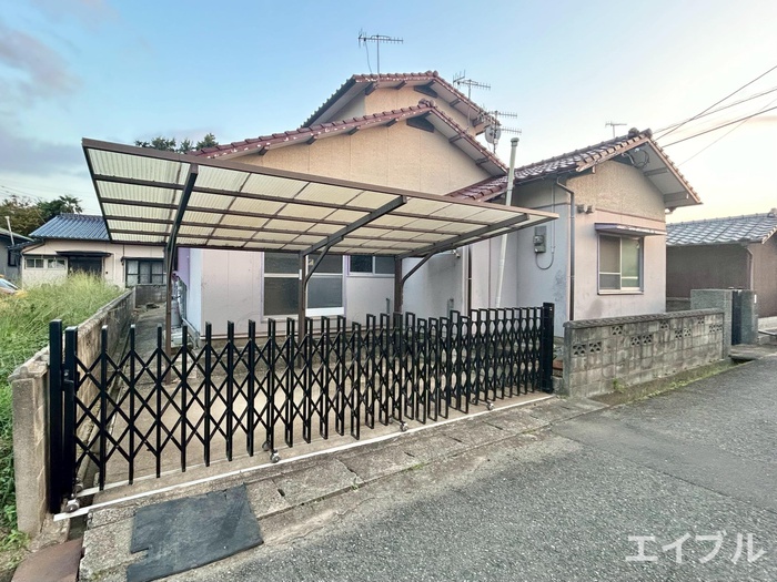 行橋市道場寺8DK戸建て