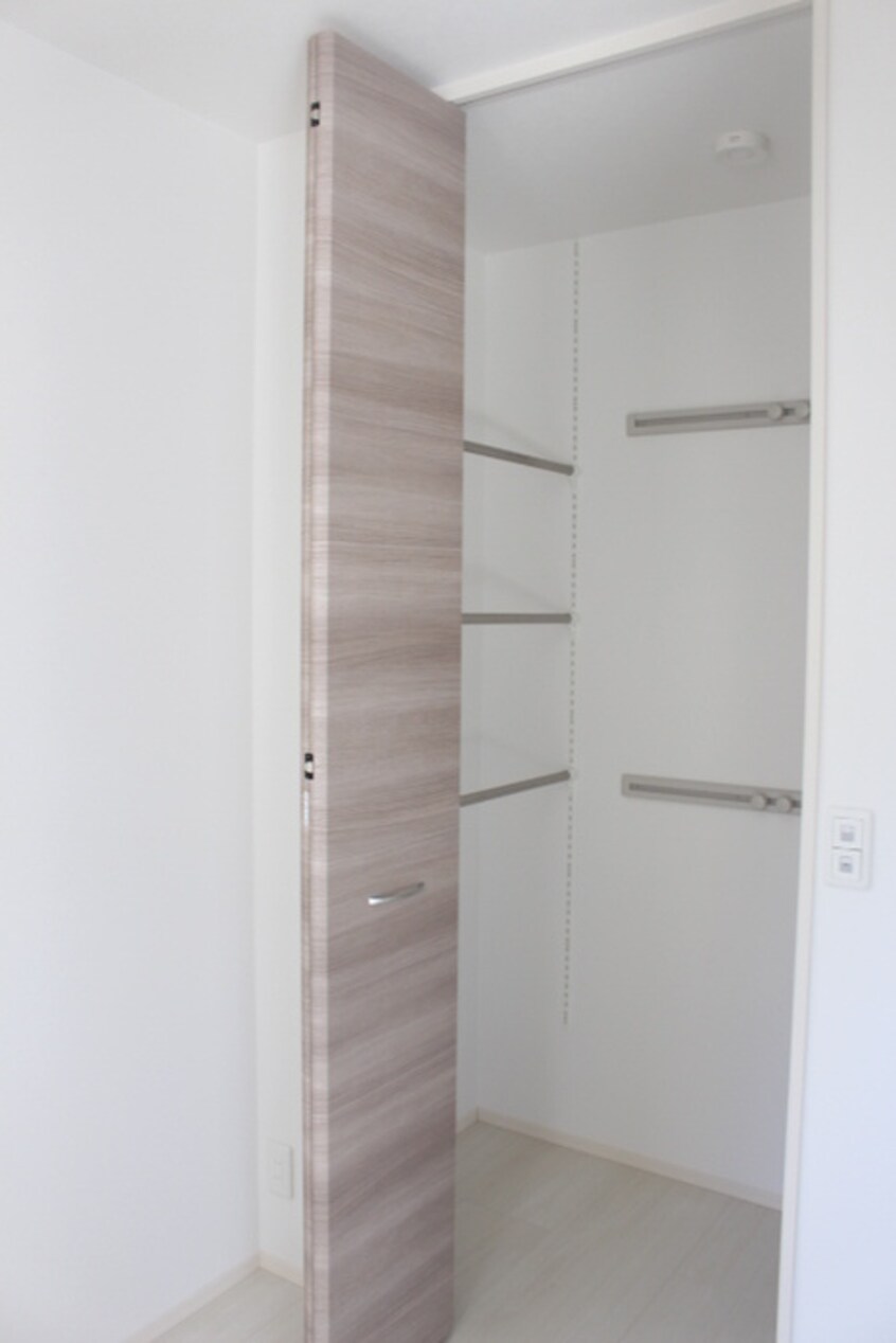 収納 第５アヴェニュー