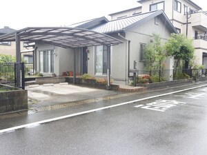 東大利戸建