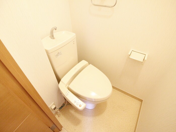 トイレ パークサイド ソレイユ