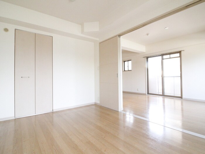 居室 パークサイド ソレイユ