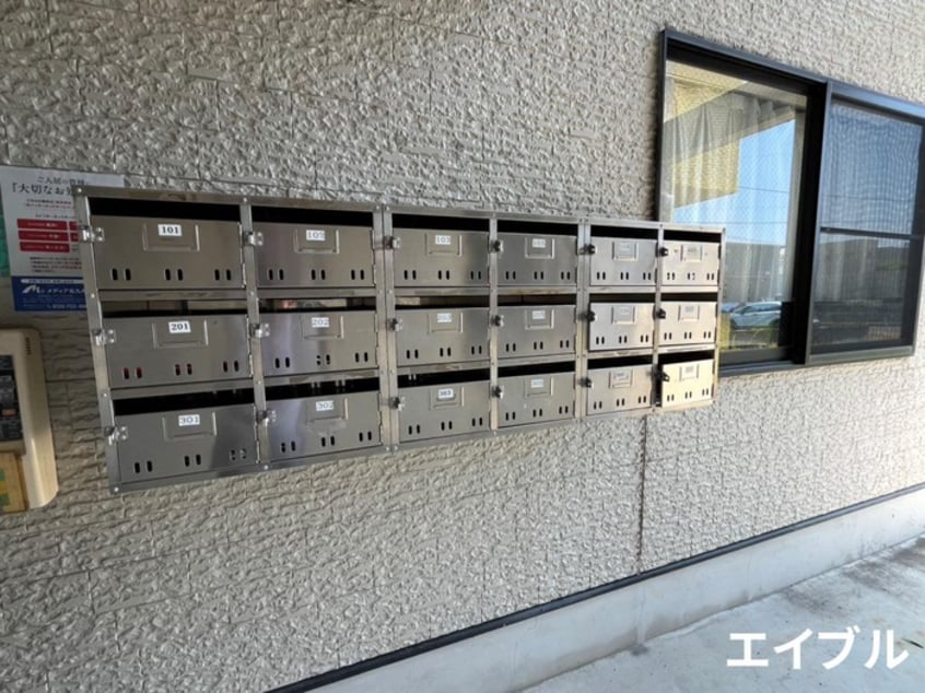 エントランス部分 マンションRAWL