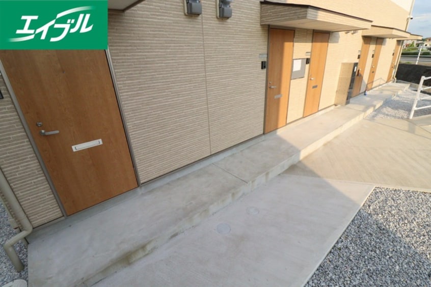 エントランス部分 ブエナカーサ県立大前Ⅱ