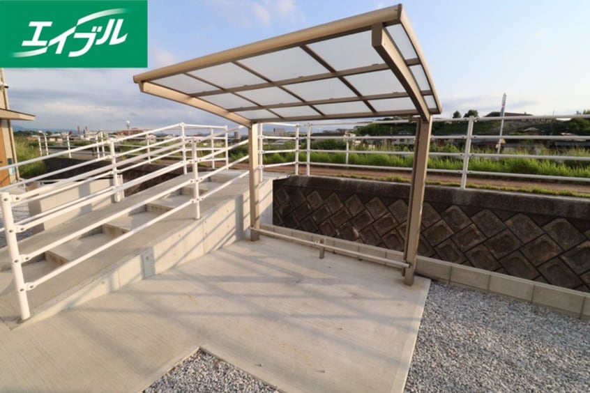 駐輪場 ブエナカーサ県立大前Ⅱ