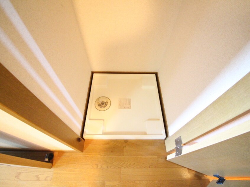 洗濯機置場 ウインサム和白