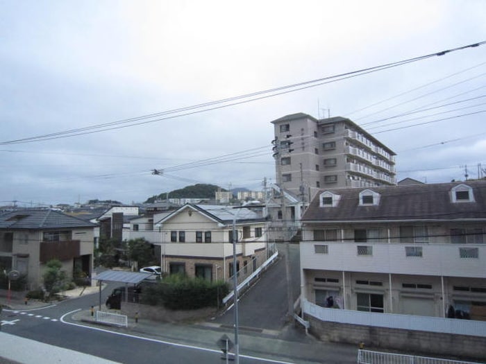 室内からの展望 モント－レ・ヒルズ舞松原